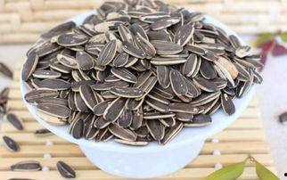 专注吃瓜嗑瓜子,专注吃瓜，品味生活点滴